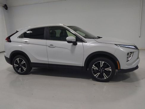 Used 2024 Mitsubishi Eclipse Cross SE AWD/4WD image 11