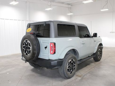 Used 2022 Ford Bronco Outer Banks image 9