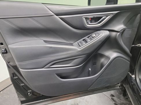 Used 2020 Subaru Forester Limited image 13