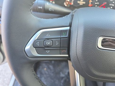 New 2026 Jeep Compass Limited image 24