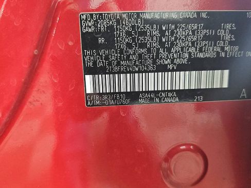 Used 2013 Toyota RAV4 LE AWD/4WD image 4