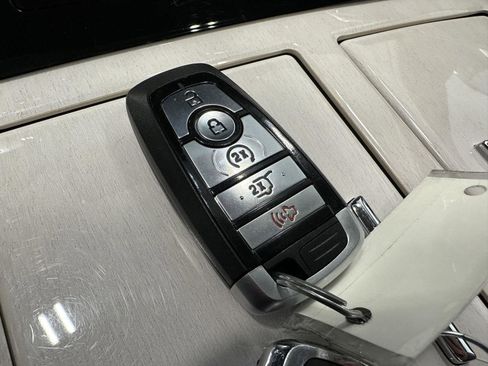 Used 2020 Lincoln Navigator L Black Label w/ Cargo Convenience Package image 33