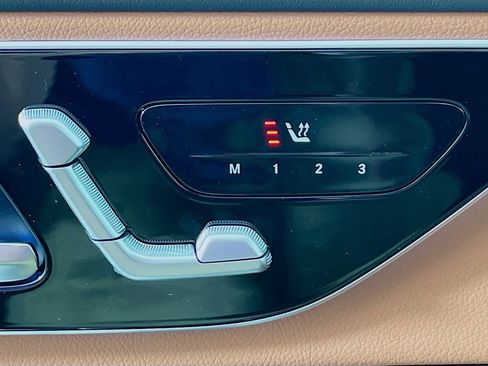 New 2025 Mercedes-Benz GLC 350e 4MATIC image 22