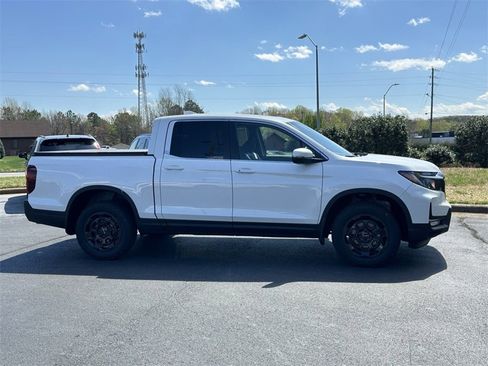 New 2025 Honda Ridgeline RTL+ image 11