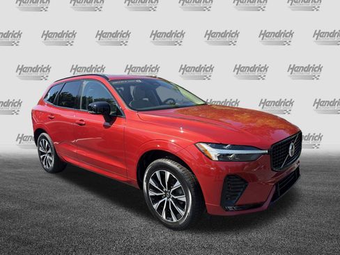 Certified 2024 Volvo XC60 B5 Core w/ Protection Package AWD/4WD image 2