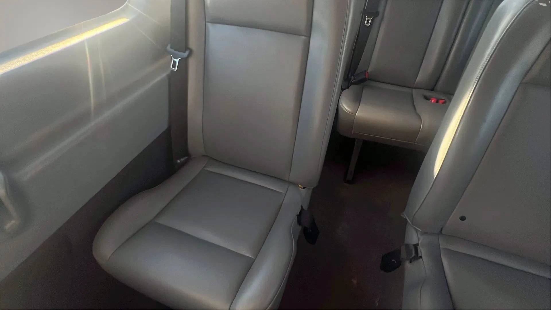 Used 2018 Ford Transit 350 XL RWD image 19