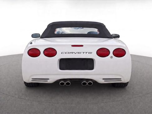 Used 1998 Chevrolet Corvette Convertible RWD image 6