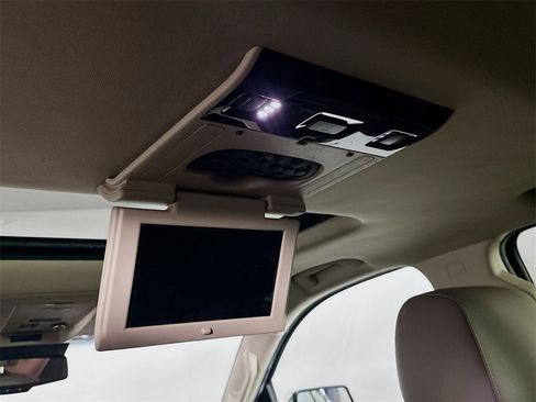 Used 2019 Chevrolet Tahoe Premier image 22