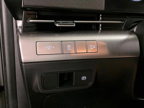 Used 2024 Hyundai Kona SEL AWD/4WD image 34