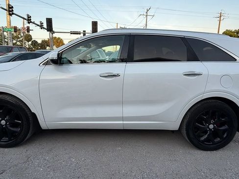 Used 2018 Kia Sorento SX image 5