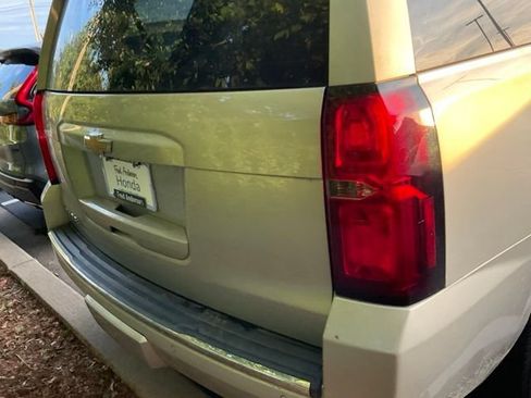 Used 2016 Chevrolet Tahoe LTZ AWD/4WD image 7
