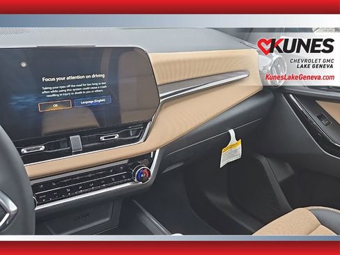 New 2026 Chevrolet Equinox ACTIV w/ Convenience Package III AWD/4WD image 20