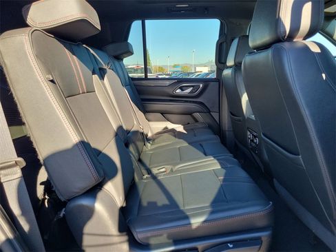 Used 2022 Chevrolet Tahoe RST w/ Luxury Package image 27