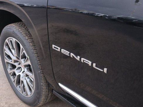 New 2026 GMC Yukon Denali w/ Sun & Power Step Package AWD/4WD image 24