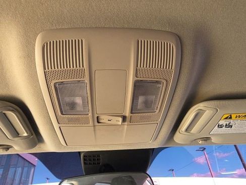 Used 2018 MAZDA MAZDA3 Touring image 21