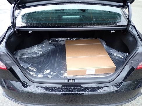 New 2026 Toyota Camry SE FWD image 5