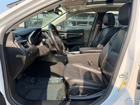 Used 2017 Chevrolet Impala Premier w/ Enhanced Convenience Package FWD image 14