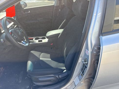 Used 2019 Kia Optima LX image 8