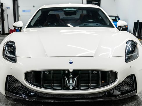 Used 2024 Maserati GranTurismo Modena image 4