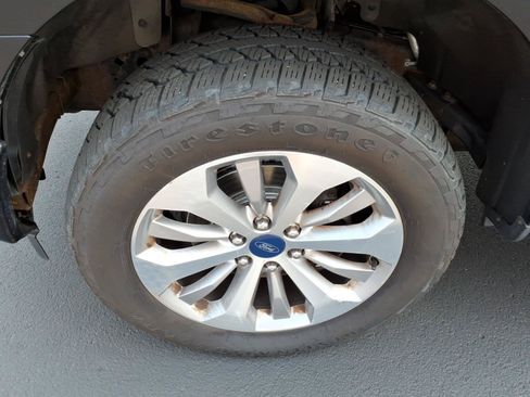 Used 2017 Ford F150 XL w/ Equipment Group 101A Mid AWD/4WD image 10