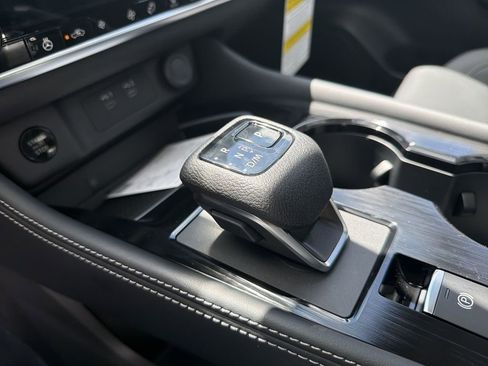 New 2026 Nissan Rogue Platinum AWD/4WD image 29