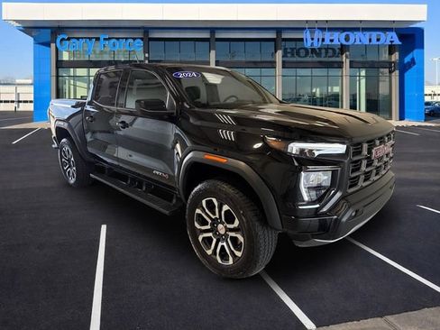 Used 2024 GMC Canyon AT4 w/ AT4 Premium Package AWD/4WD image 1