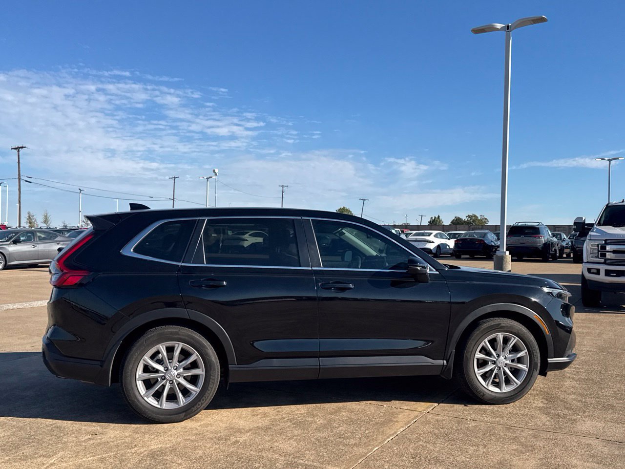 Used 2025 Honda CR-V EX image 28