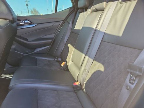 Used 2022 Nissan Maxima SR image 9