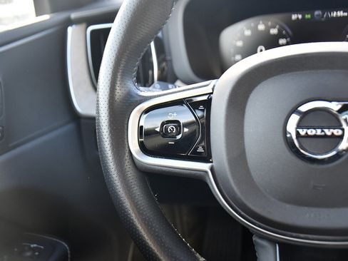 Used 2018 Volvo XC60 T5 Inscription w/ Luxury Seat Package image 36