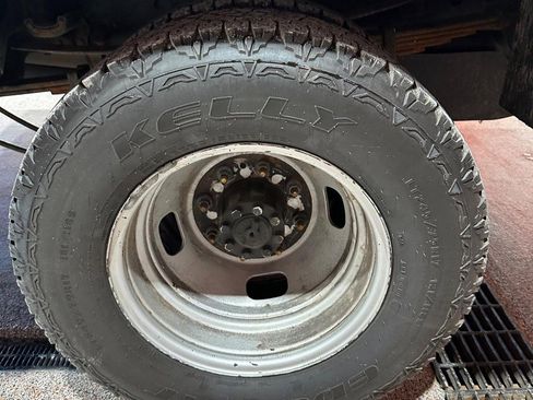 Used 2017 Ford F350 XLT image 12