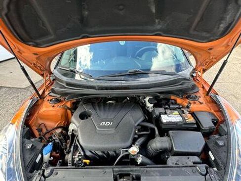 Used 2015 Hyundai Veloster 3dr Cpe Auto RE:FLEX image 19