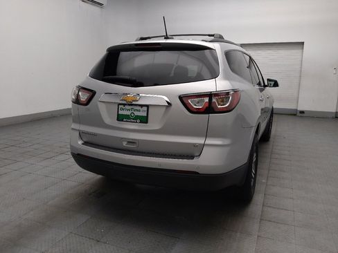 Used 2017 Chevrolet Traverse LT FWD image 9