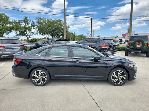 New 2026 Volkswagen Jetta SEL FWD image 3