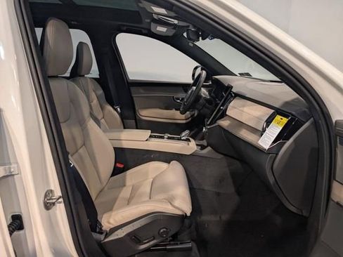 New 2026 Volvo XC90 B6 Ultra w/ Protection Package Premier AWD/4WD image 28