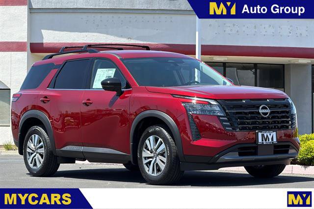 New 2026 Nissan Pathfinder SL w/ Cargo Package FWD image 1
