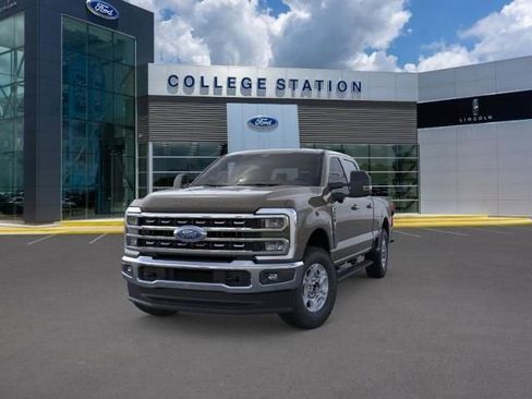 New 2026 Ford F250 XLT w/ XLT Premium Package image 2