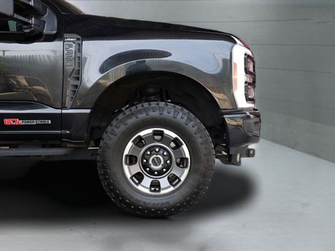 Used 2024 Ford F350 Lariat w/ Lariat Ultimate Package AWD/4WD image 10