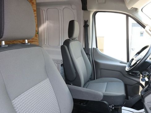 Used 2025 Ford Transit 250 148 Medium Roof RWD image 23