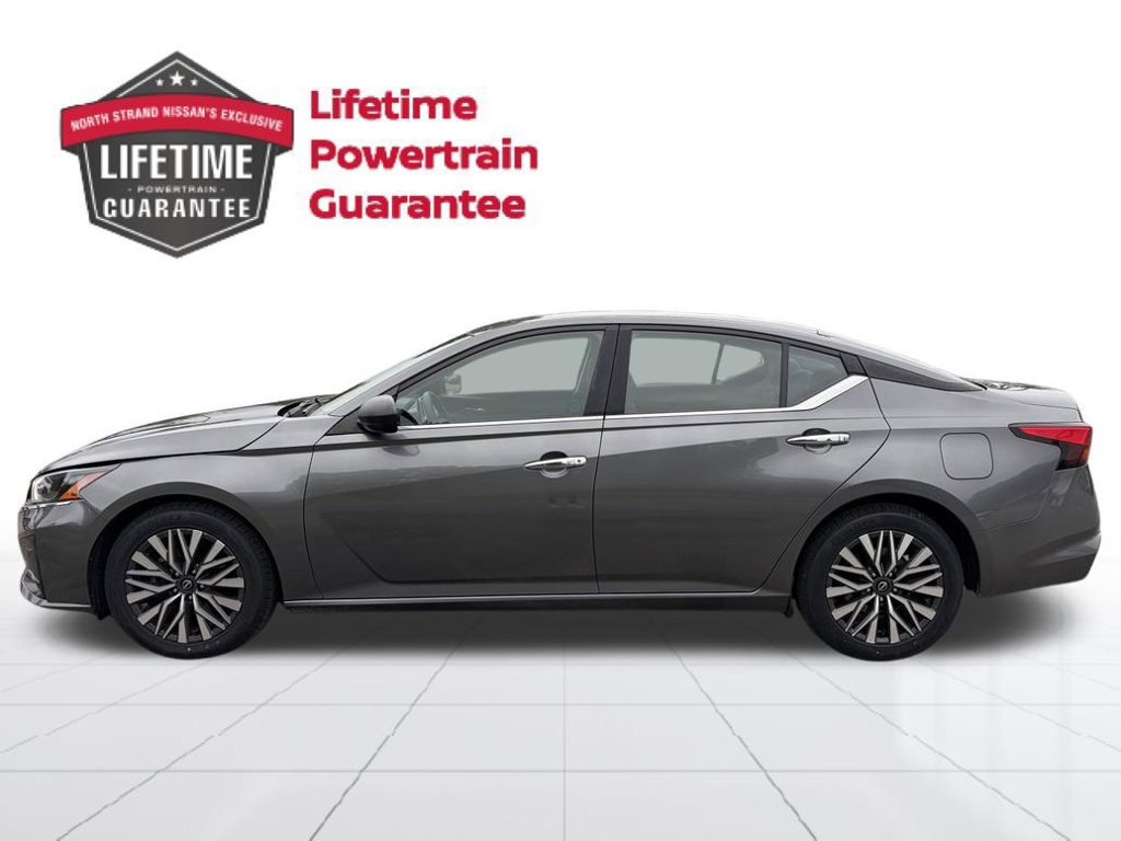 Certified 2024 Nissan Altima 2.5 SV FWD image 2