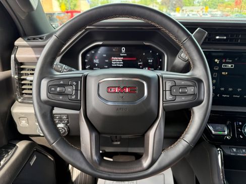 Used 2024 GMC Sierra 2500 AT4 w/ AT4 Premium Plus Package image 20