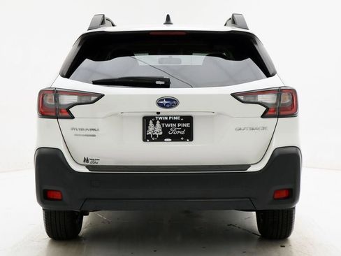 Used 2023 Subaru Outback Premium image 8