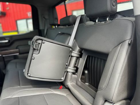 Used 2021 GMC Sierra 1500 SLT image 18