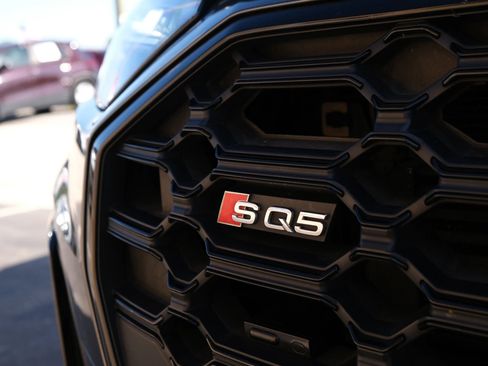 Used 2021 Audi SQ5 Premium Plus image 11