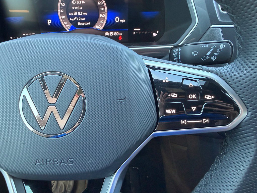 Used 2024 Volkswagen Tiguan SE R-Line FWD image 13