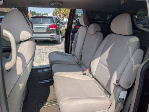 Used 2017 Kia Sedona LX FWD image 10