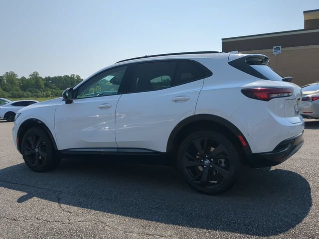 Used 2022 Buick Envision Essence w/ Technology Package II FWD image 5
