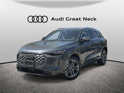 New 2026 Audi Q5 Premium AWD/4WD image 1