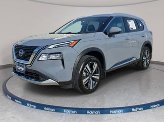 Used 2022 Nissan Rogue Platinum video 1