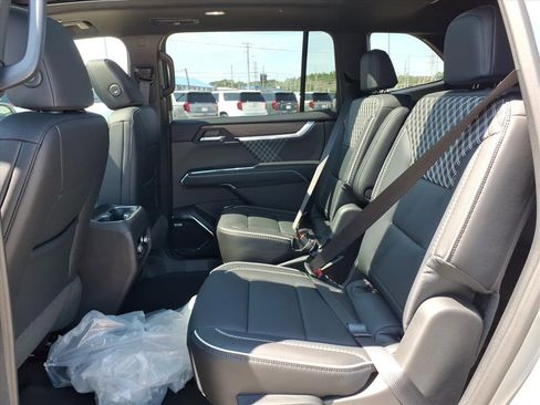 New 2026 GMC Acadia Denali w/ Super Cruise Package image 13