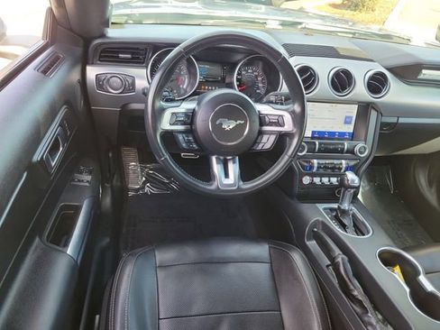 Used 2021 Ford Mustang Premium image 7